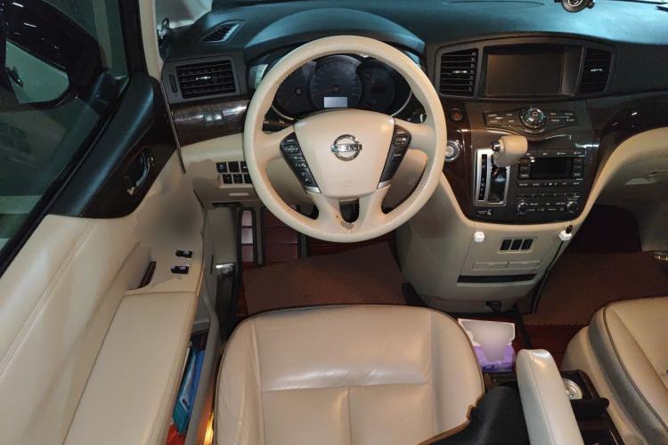 Used Nissan Quest 2015 3.5L SL Steering Wheel