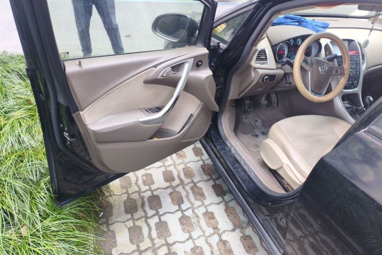 Used Buick GT 2012 GT 1.6L Manual Entry-Level Model
