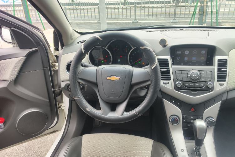 Used Chevrolet Cruze 2013 1.8L SE AT