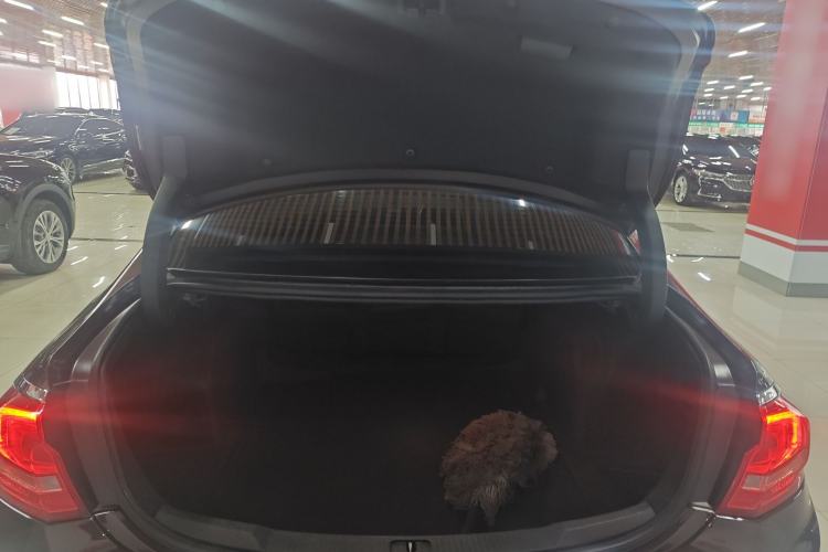 Used Buick LaCrosse 2018 28T Luxury Model