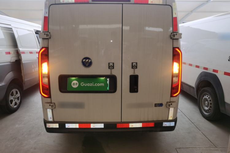 Used Foton Intelligent Blue Elf E7 2024 All-Electric Van Flat Roof 2 Seats EVE Energy 41.86 kWh