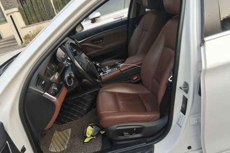 Used BMW 5 Series 2014 520Li Elegant Model