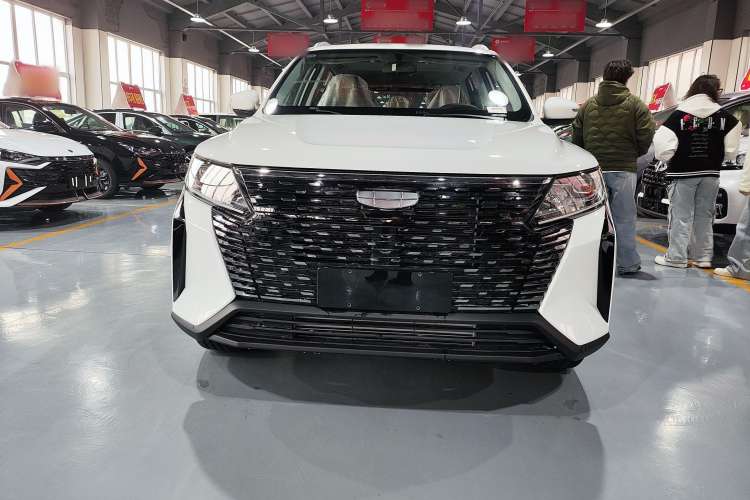 Used Geely Auto Haoyue PRO 2024 1.5T DCT Ultimate Edition Exterior 6