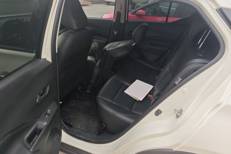 Used Nissan Kicks 2022 1.5L CVT XV Luxury Edition Left Rear Seat