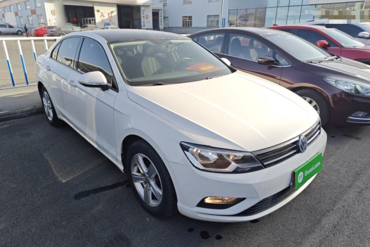 Used Volkswagen Lamando 2017 230TSI Manual Trend Edition
