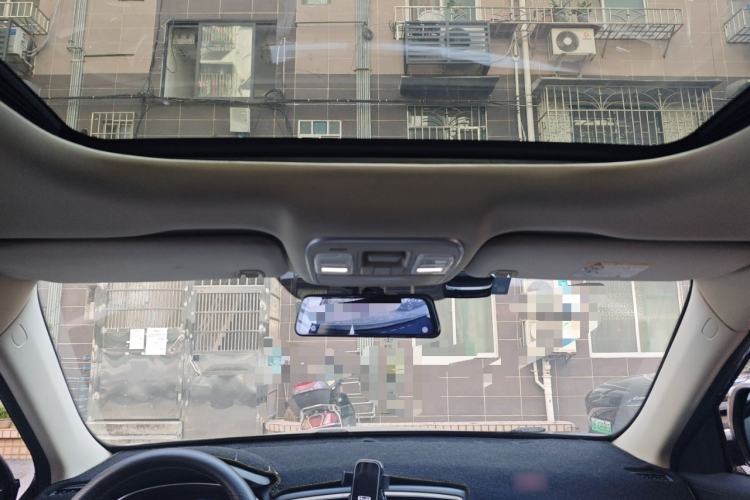 Used Geely Auto Emgrand X7 Sport 2018 1.8TD Automatic Two-Wheel Drive Smart Connect 4G Internet Edition
