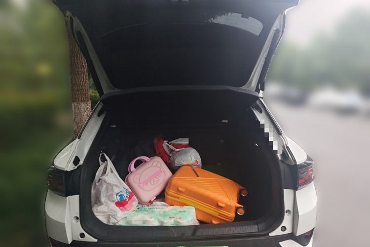 Used Volkswagen ID.4 CROZZ 2022 Long-Range PURE+ Edition Trunk