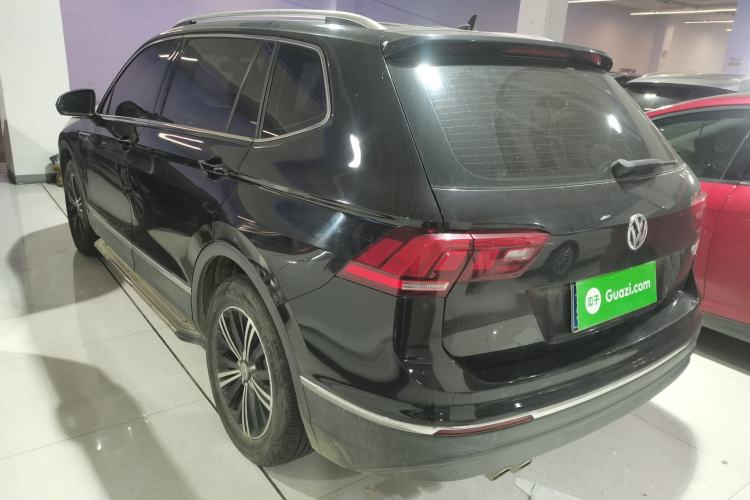 Used Volkswagen Tiguan L 2019 330TSI Automatic Two-Wheel Drive Panoramic Comfort Edition China V Standard
