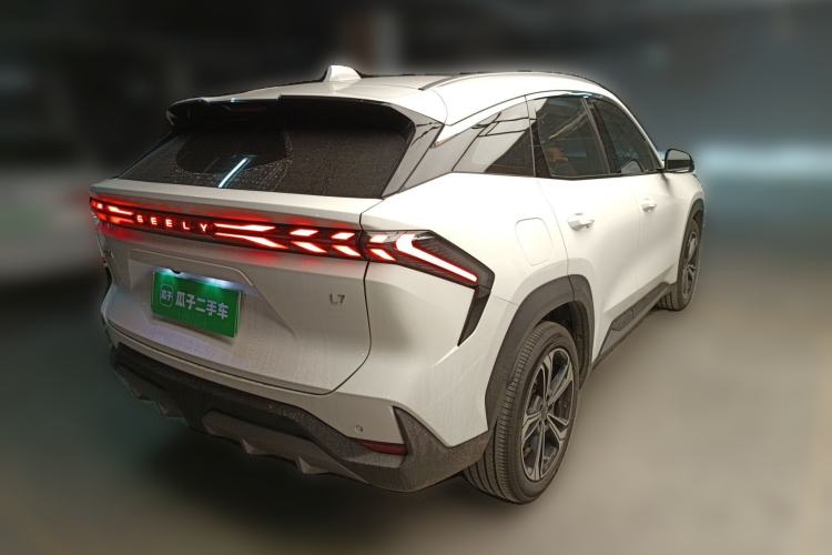 Used Geely Galaxy L7 2024 1.5T 115 km PLUS Dragon Edition Rear Right 45 Deg