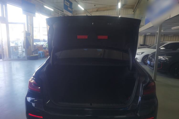 Used BMW 5 Series 2022 Updated 530Li Leading Edition Luxury Package
