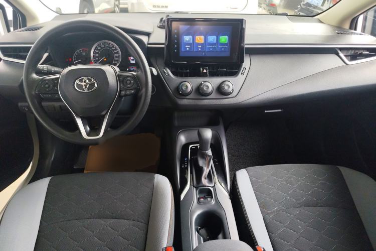Used Toyota Corolla 2022 1.2T S-CVT Pioneer PLUS Edition Center Console