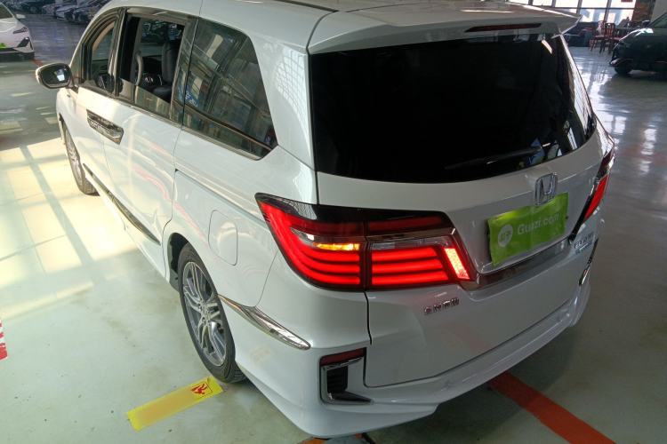 Used Honda Elysion 2019 2.0L Hybrid Supreme Edition