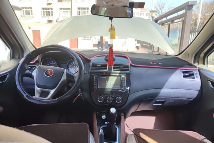 Used FORTHING Joyear X5 2015 1.6L Manual Luxury Model
