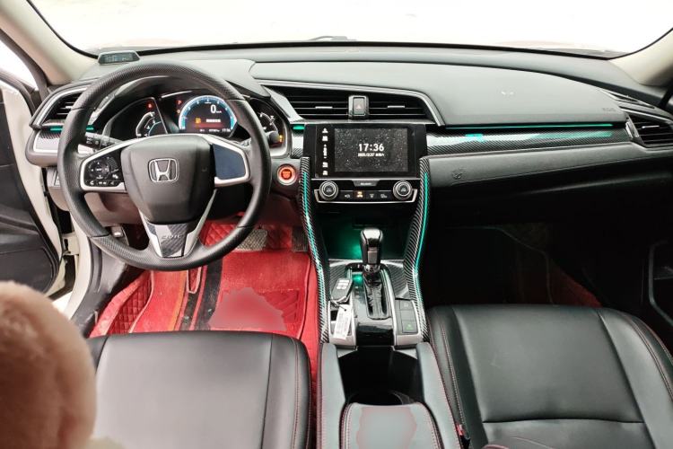 Used Honda Civic 2016 220TURBO CVT Luxury Edition
