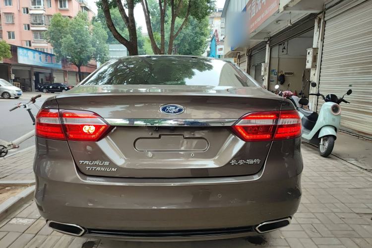 Used Ford Taurus 2015 EcoBoost 245 Ultimate Model
