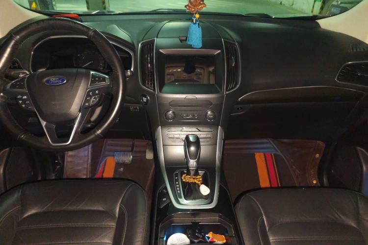 Used Ford Edge 2015 2.0T GTDi 4x4 High-Grade Model