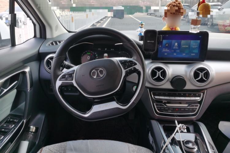 Used BAIC Beijing EU5 2018 R550 Smart Trend Edition
