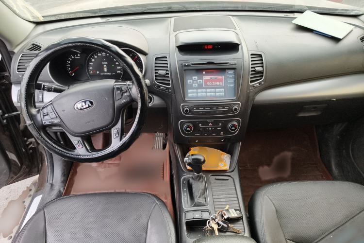 Used Kia Sorento 2013 2.4L 7-Seater Gasoline Luxury Version China IV Standard Interior 2