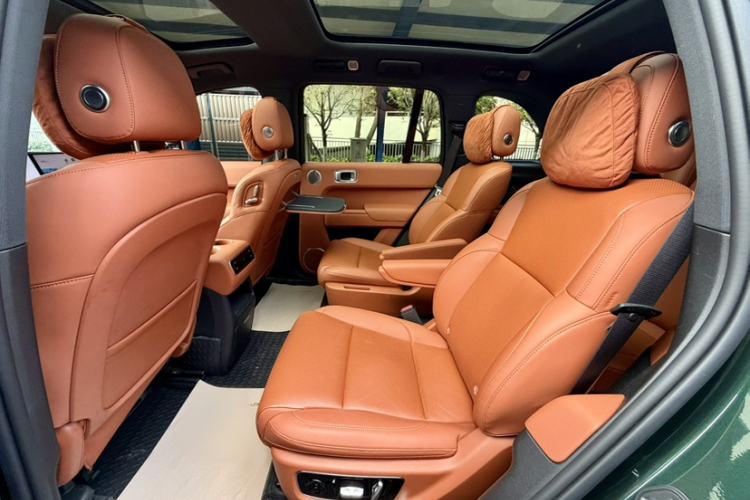 Used Li Auto L8 2024 Pro Model Interior 5