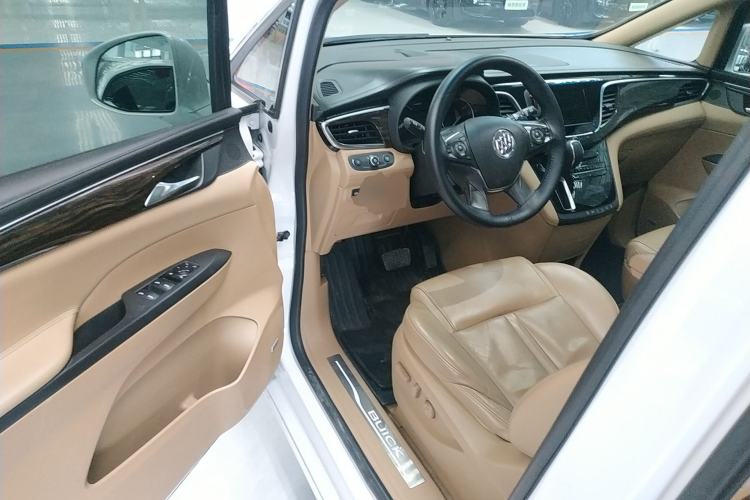 Used Buick GL8 2017 ES 28T Flagship Model China V Standard
