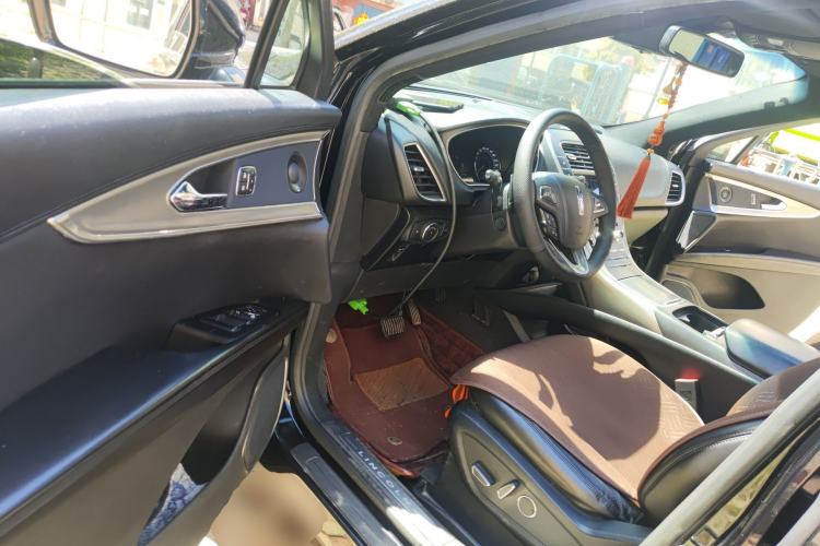 Used Lincoln MKX 2017 2.0T Four-Wheel Drive Zunya Edition
