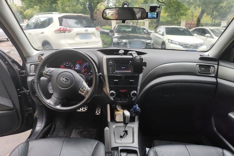 Used Subaru Forester 2012 Classic 2.5XS Automatic Sport Edition Center Console