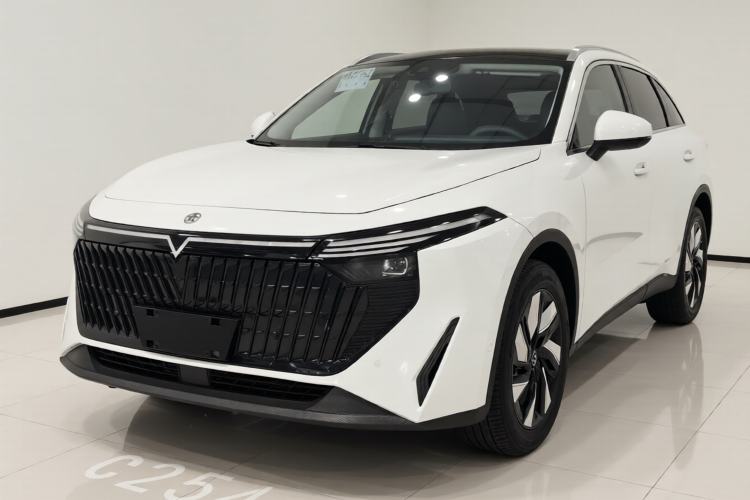 Used Venucia V DD-i 2023 110km iT Version