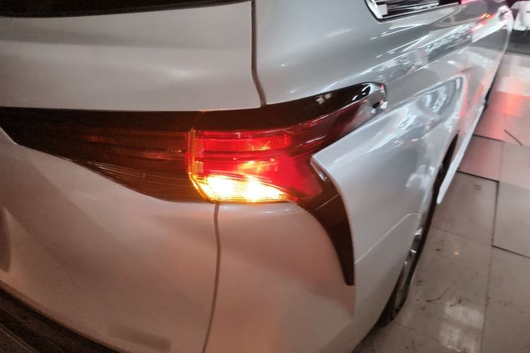 Used Toyota Granvia 2023 2.5L Hybrid Comfort Edition