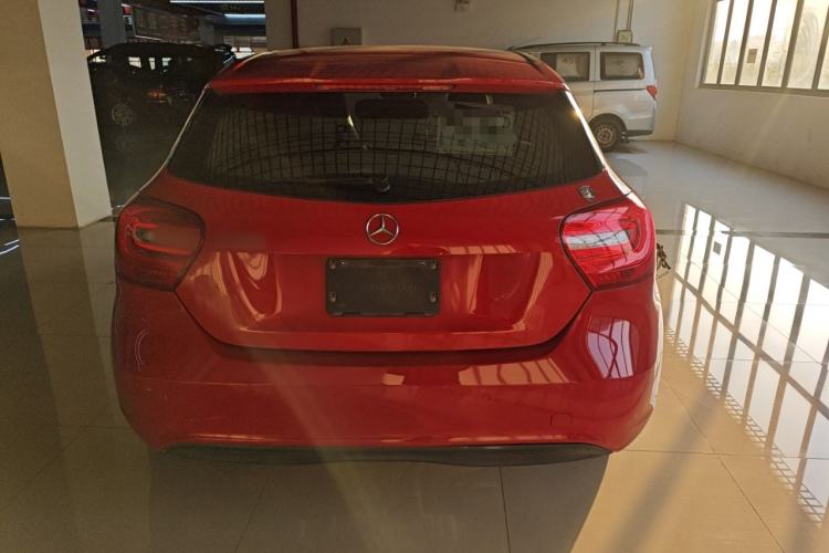 Used Mercedes-Benz A-Class (Import) 2015 A 180 Standard Model