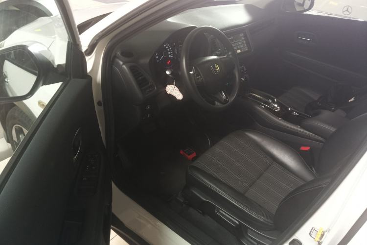 Used Honda Vezel 2016 1.8L CVT Front-Wheel Drive Pioneer Edition
