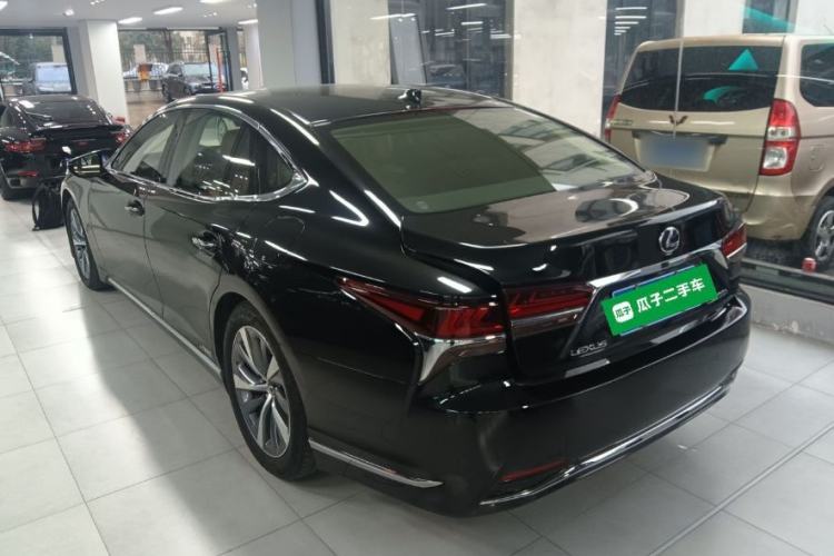 Used Lexus LS 2020 500h Excellence Edition China VI standard