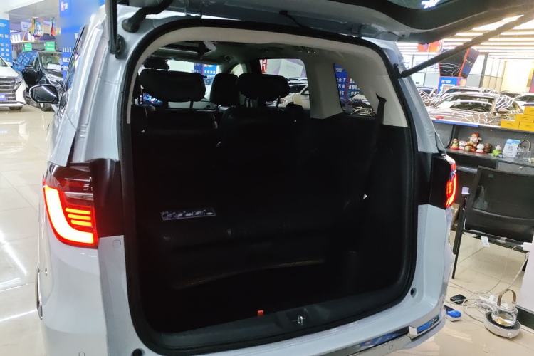 Used Honda Elysion 2024 2.0L eHEV Luxury Edition