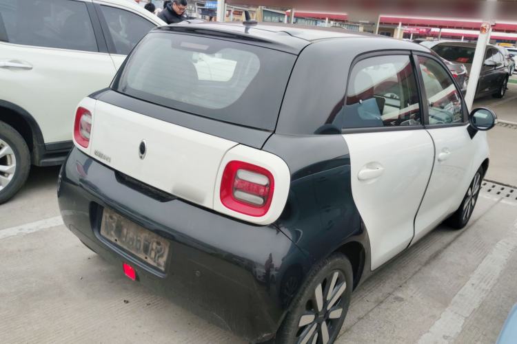 Used ORA Black Cat 2019 351 km Family Edition
