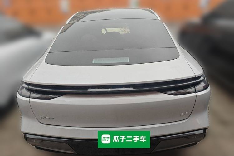 Used Geely Galaxy E8 2024 665 km Range Rear-Drive Starship Long-Range Version
