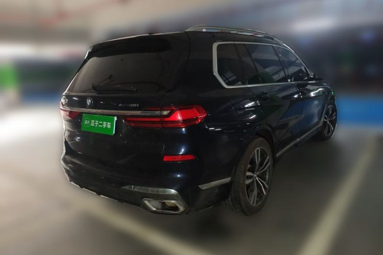 Used BMW X7 2019 xDrive40i Luxury Package with Leading Features
