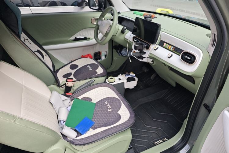 Used Geely Galaxy Panda 2025 210km Panda Rider Right Front Seat