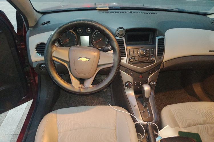 Used Chevrolet Cruze 2015 1.5L Classic SE AT
