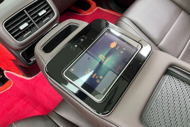 Used Mercedes-Benz GLS 2021 GLS 450 4MATIC Stylish Model Interior 6