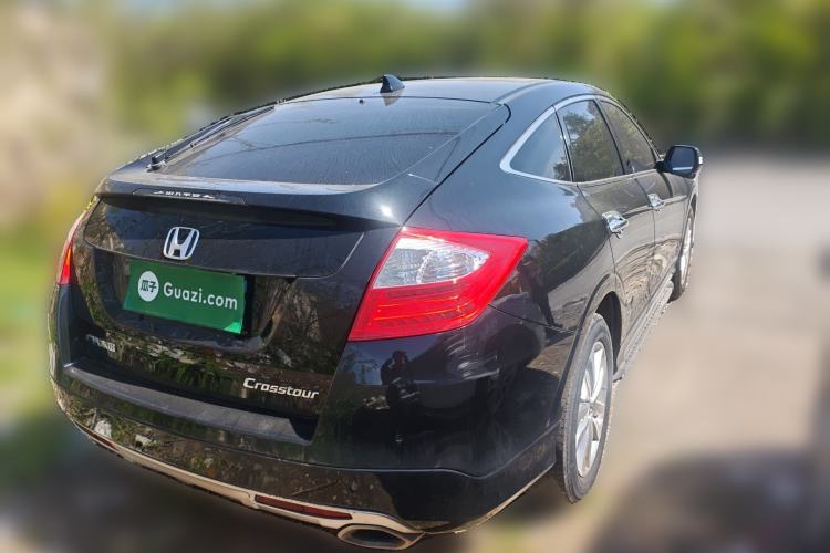 Used Honda Crosstour 2014 2.4L Luxury Edition
