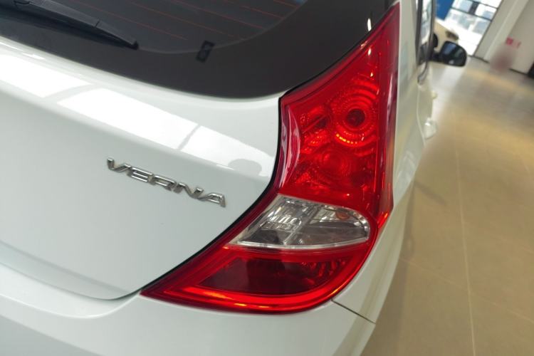 Used Hyundai Verna Ray 2016 1.4L Manual Leading GLX Model Right Rear Taillight