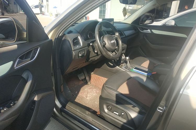 Used Audi Q3 2017 35 TFSI Fashion Model