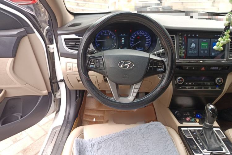 Used Hyundai Mistra 2014 1.8L Automatic Deluxe DLX Model Steering Wheel