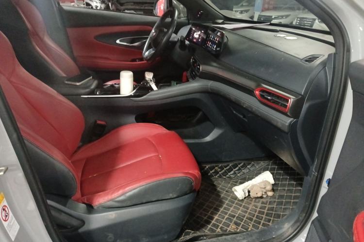 Used Changan UNI-T 2020 1.5T Prestige Version