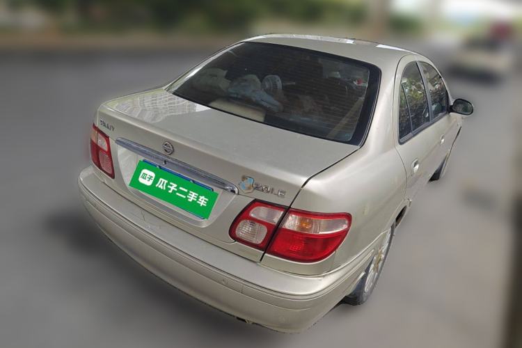 Used Nissan Sunny 2004 2.0E Automatic