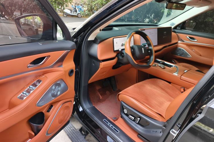 Used Wey Lanshan 2025 Four-Wheel Drive Max
