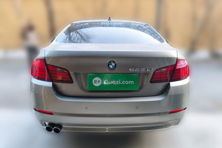 Used BMW 5 Series 2011 523Li Luxury Model