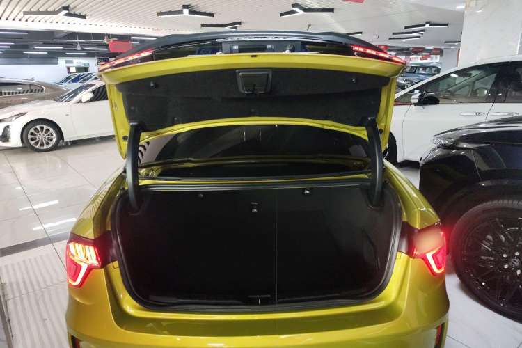 Used Lynk & Co 03 2019 03+ 2.0TD Automatic Wind-Chasing Edition