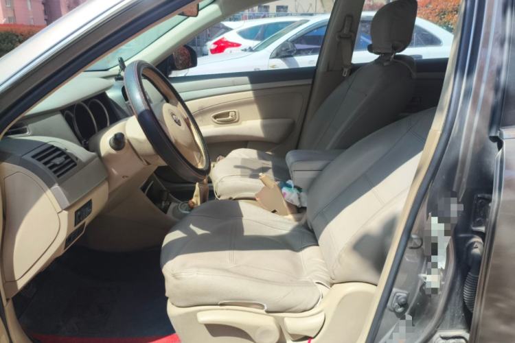 Used Nissan Sylphy 2016 Classic 1.6XE Manual Comfort Edition Left Front Seat