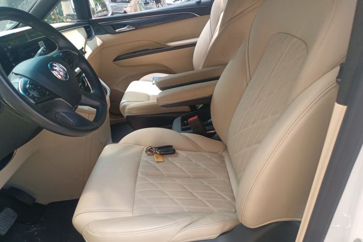 Used Buick GL8 2022 ES Landtrek 653T Flagship Model Left Front Seat