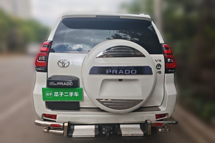 Used Toyota Prado 2018 4.0L VX External Mount Genuine Leather Single Differential Middle East Specification Rear